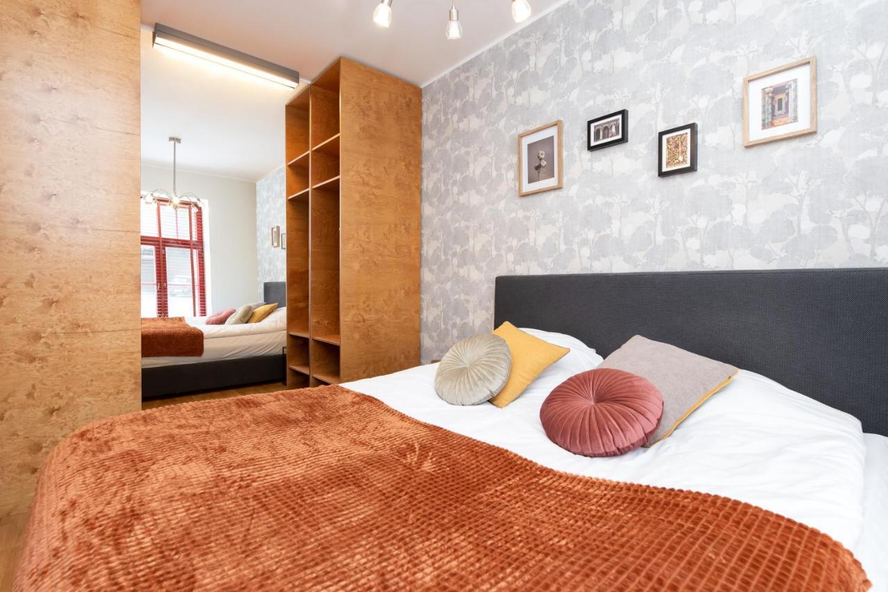 Stylish Apartment With Parking In Telliskivi Reval Esterno foto